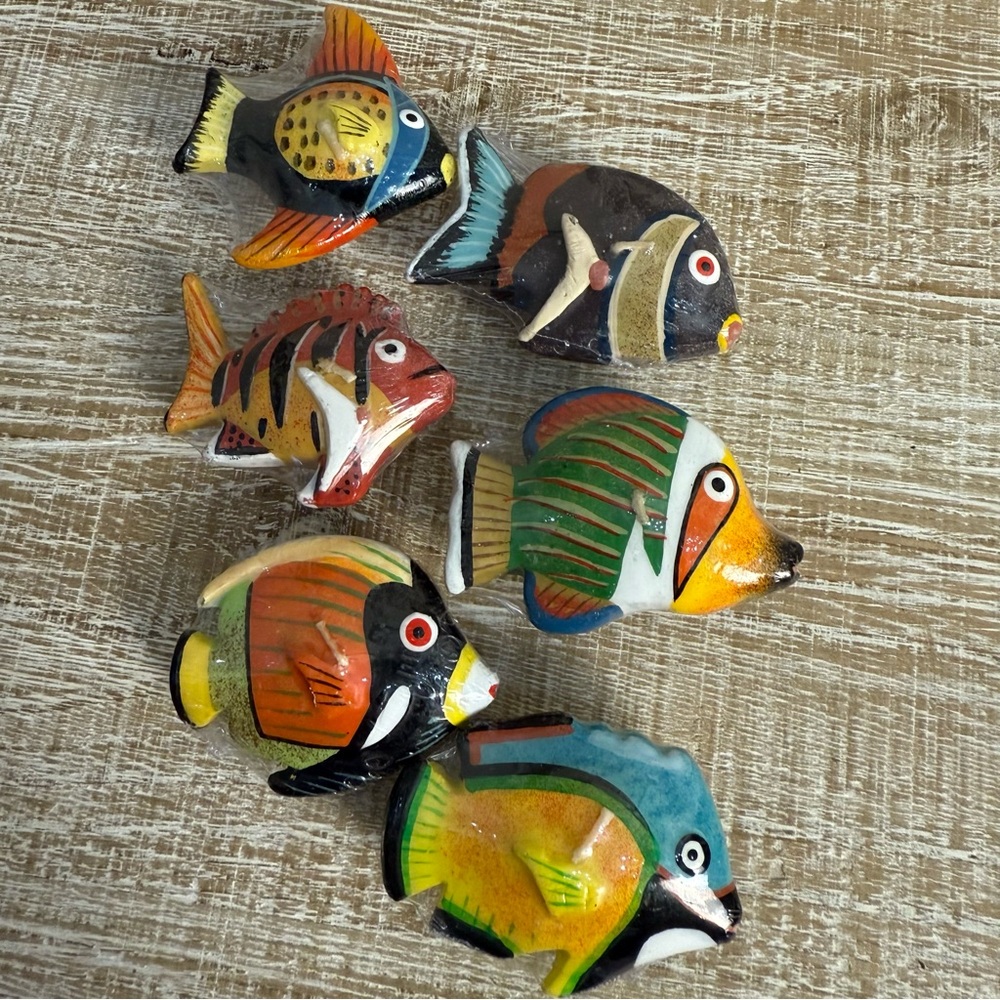 Tropical Fish Floating Candles, Set of 6 - Picture 1 of 11